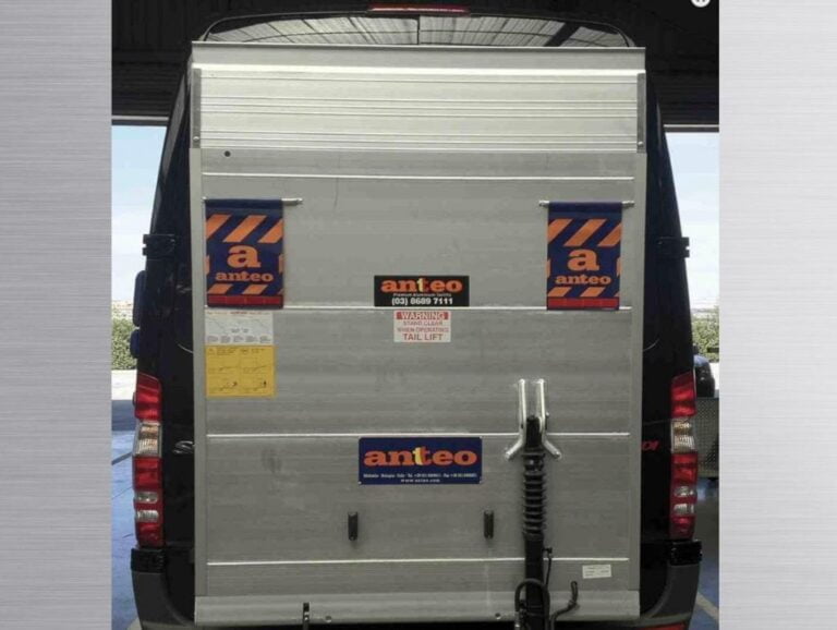 TRS Anteo f3-v050 panel van tail lift